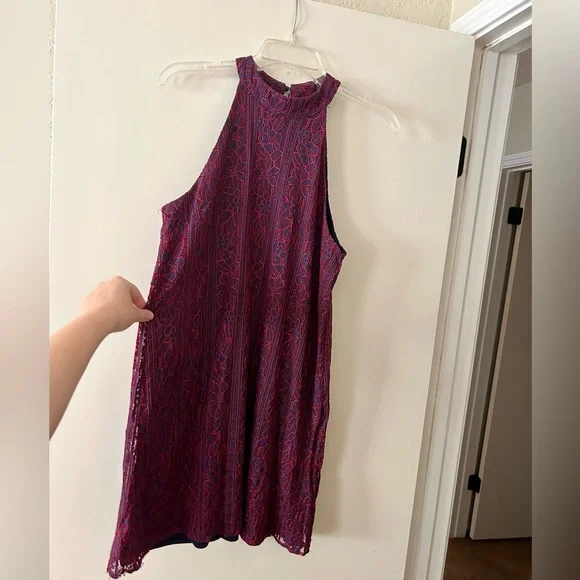 Burgundy & Purple Knee-length Dress - Picture 3 of 7